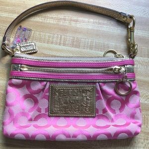 Coach Poppy Wristlet